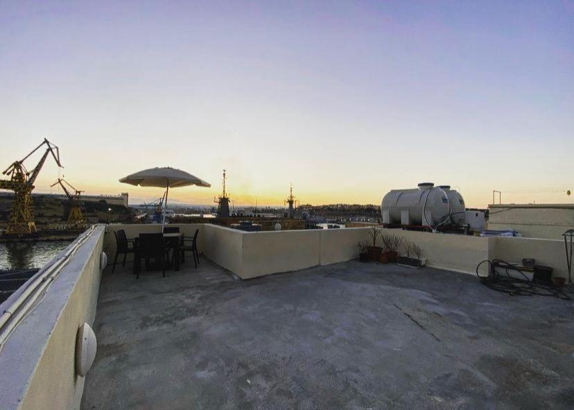 Malta Suites سنجليا المظهر الخارجي الصورة